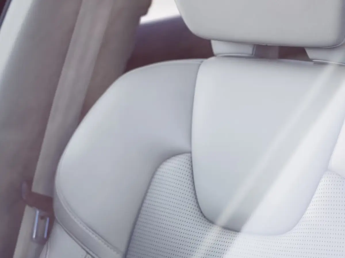 Volvo XC60 Top Feature